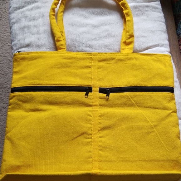 handbag - Picture 2 of 3